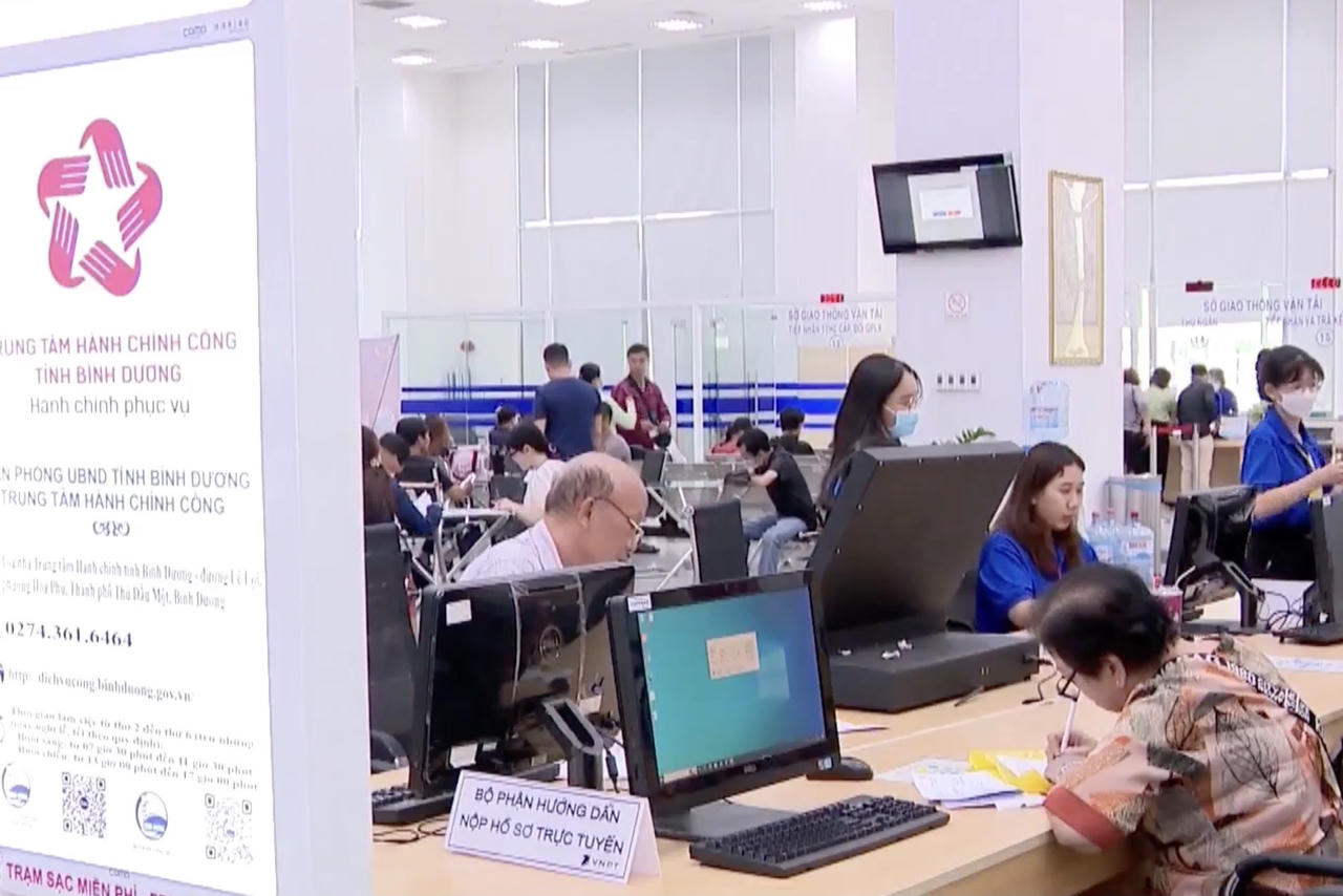 Cục Kiểm soát thủ tục hành chính Của Văn phòng Chính phủ làm việc tại Bình Dương