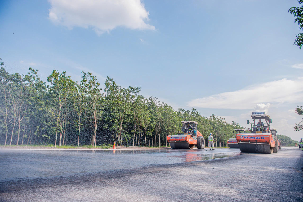 Bình Dương kiến nghị Thủ tướng hàng loạt vấn đề xây dựng hạ tầng