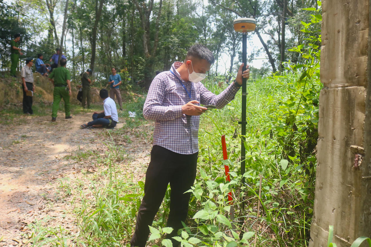 Đồng Nai: Gần 100 người tiến hành cưỡng chế giao đất cho người thắng kiện