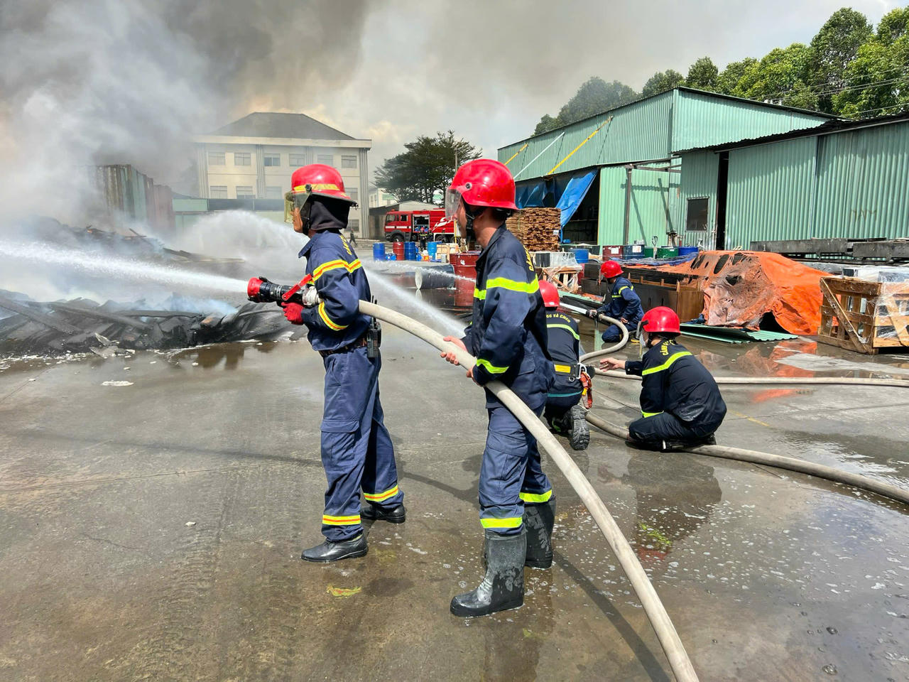 Liên tục xảy ra cháy nổ, Bình Dương siết chặt an toàn phòng cháy chữa cháy