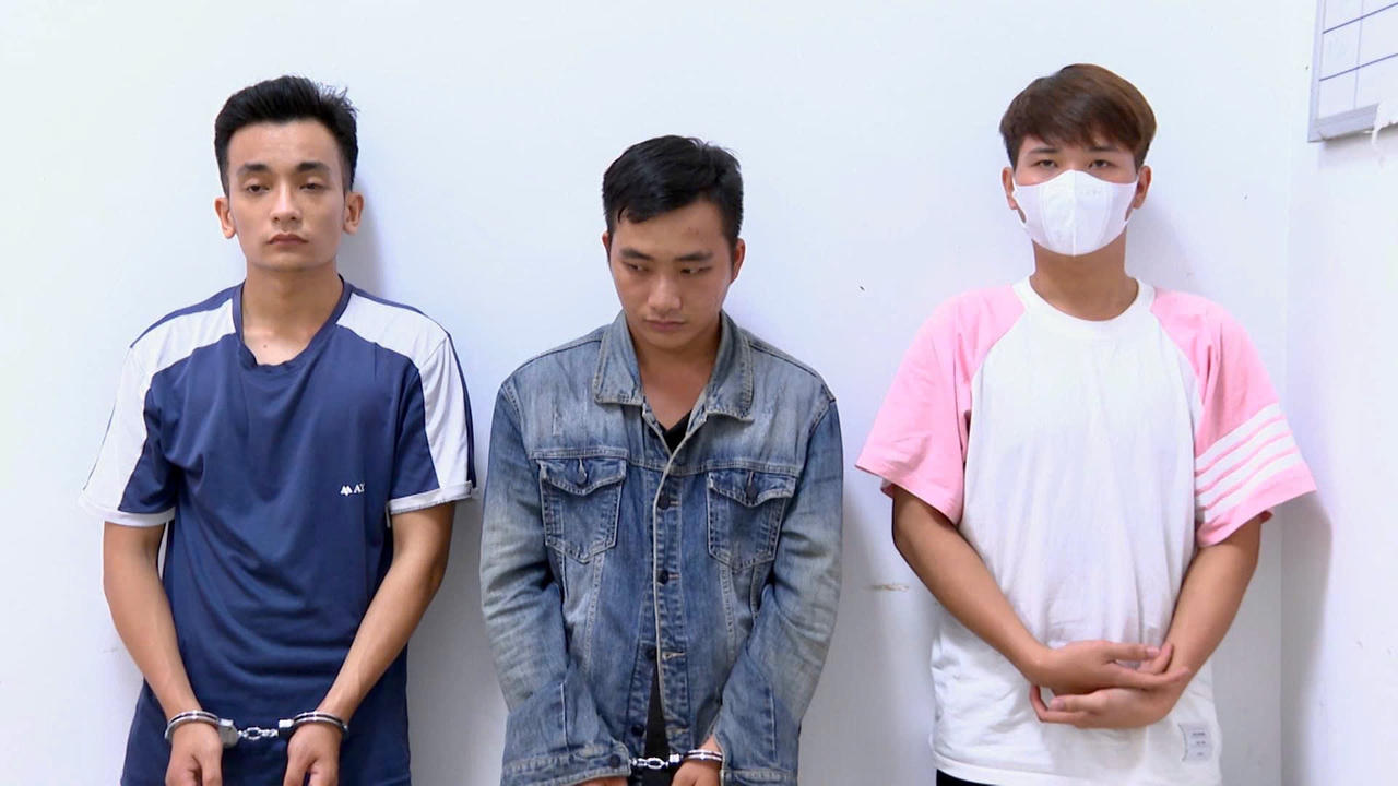 Tạm giữ các đối tượng đánh chết người do mâu thuẫn ghen tuông