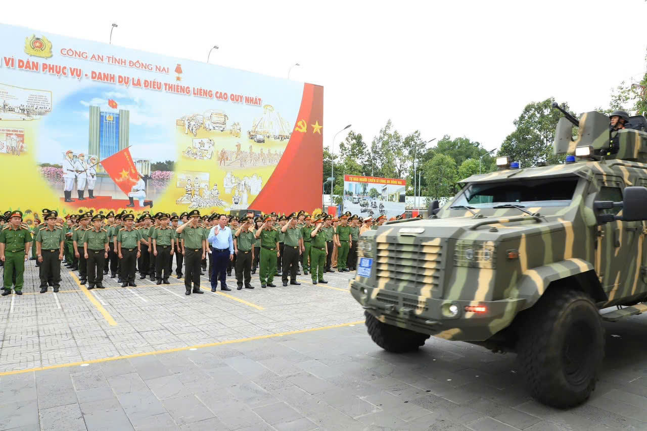 Công an các tỉnh đồng loạt ra quân trấn áp tội phạm 