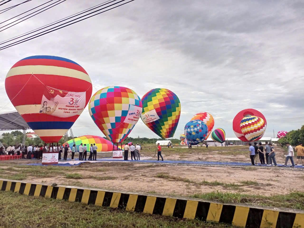 Lễ hội khinh khí cầu chào mừng 30 năm tái lập huyện Nhơn Trạch – Đồng Nai