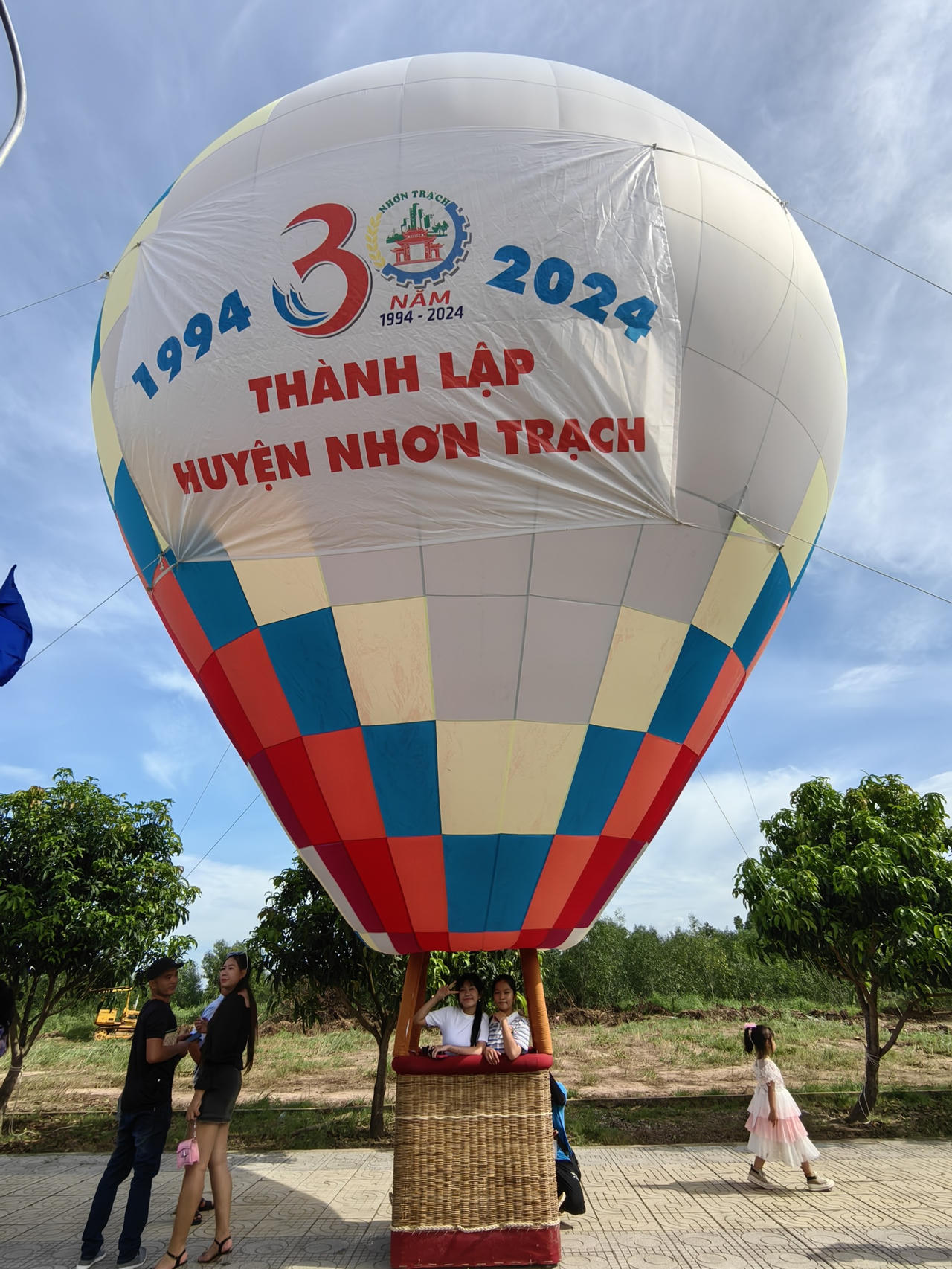 Lễ hội khinh khí cầu chào mừng 30 năm tái lập huyện Nhơn Trạch – Đồng Nai