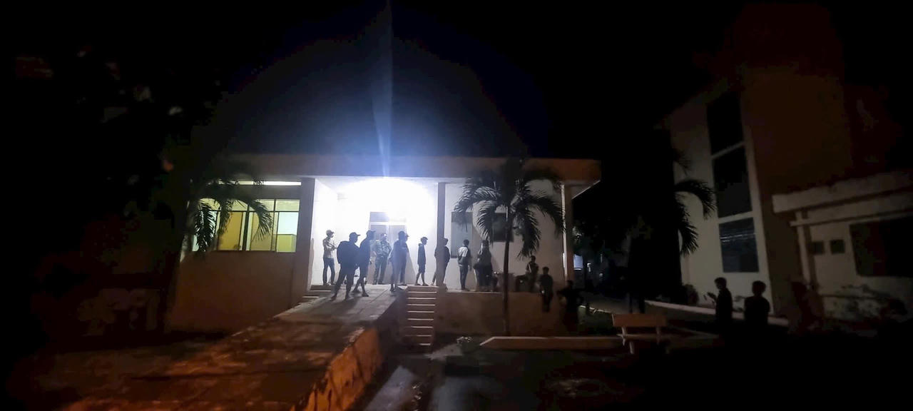 Hoàn tất khám nghiệm hiện trường vụ án mạng ở vựa thanh long 