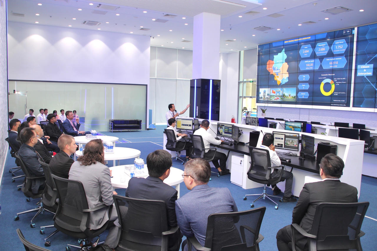 Bình Dương phấn đấu vào “top” đầu cả nước về chuyển đổi số