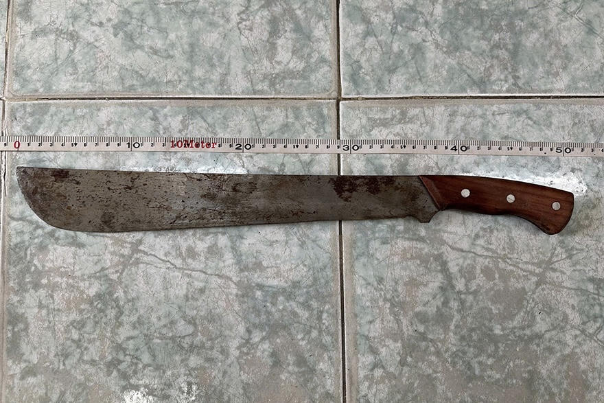 Đưa dao cho bạn chém người để “giải quyết mâu thuẫn”, 1 đối tượng bị khởi tố tội “giết người”