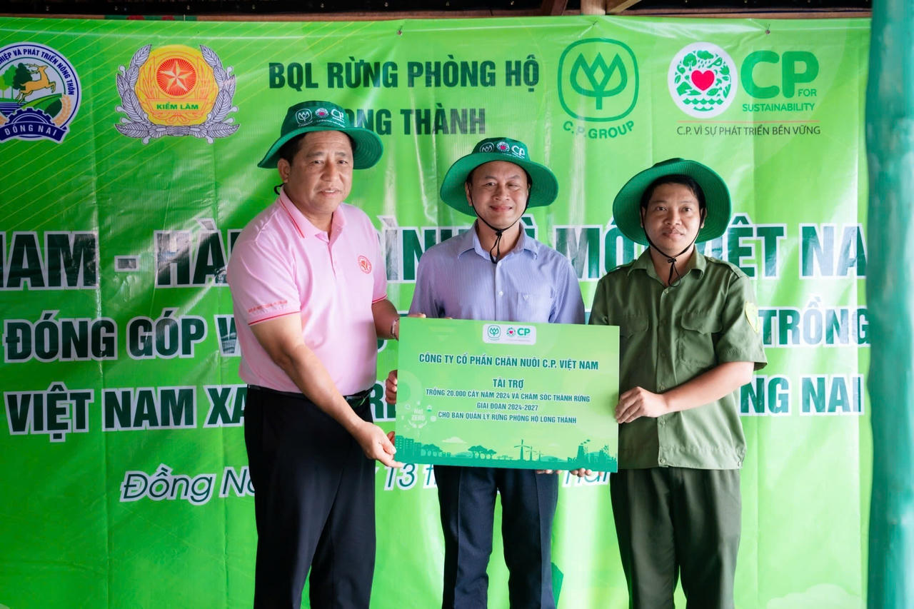 C.P. Việt Nam tiếp tục trồng rừng bền vững tại Đồng Nai