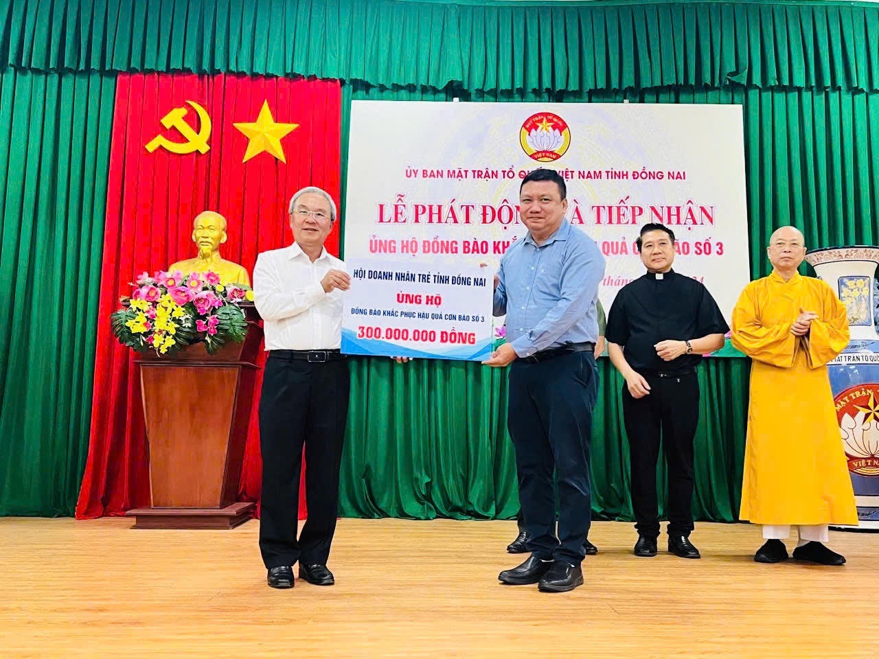 Đồng Nai tiếp nhận thêm 41 tỷ đồng ủng hộ đồng bào vùng lũ