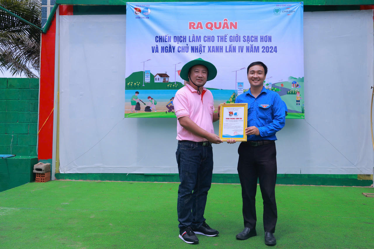 C.P. Việt Nam tham gia làm sạch bờ biển Phước Hưng - Hưởng ứng 'Ngày Quốc tế làm sạch biển 2024'