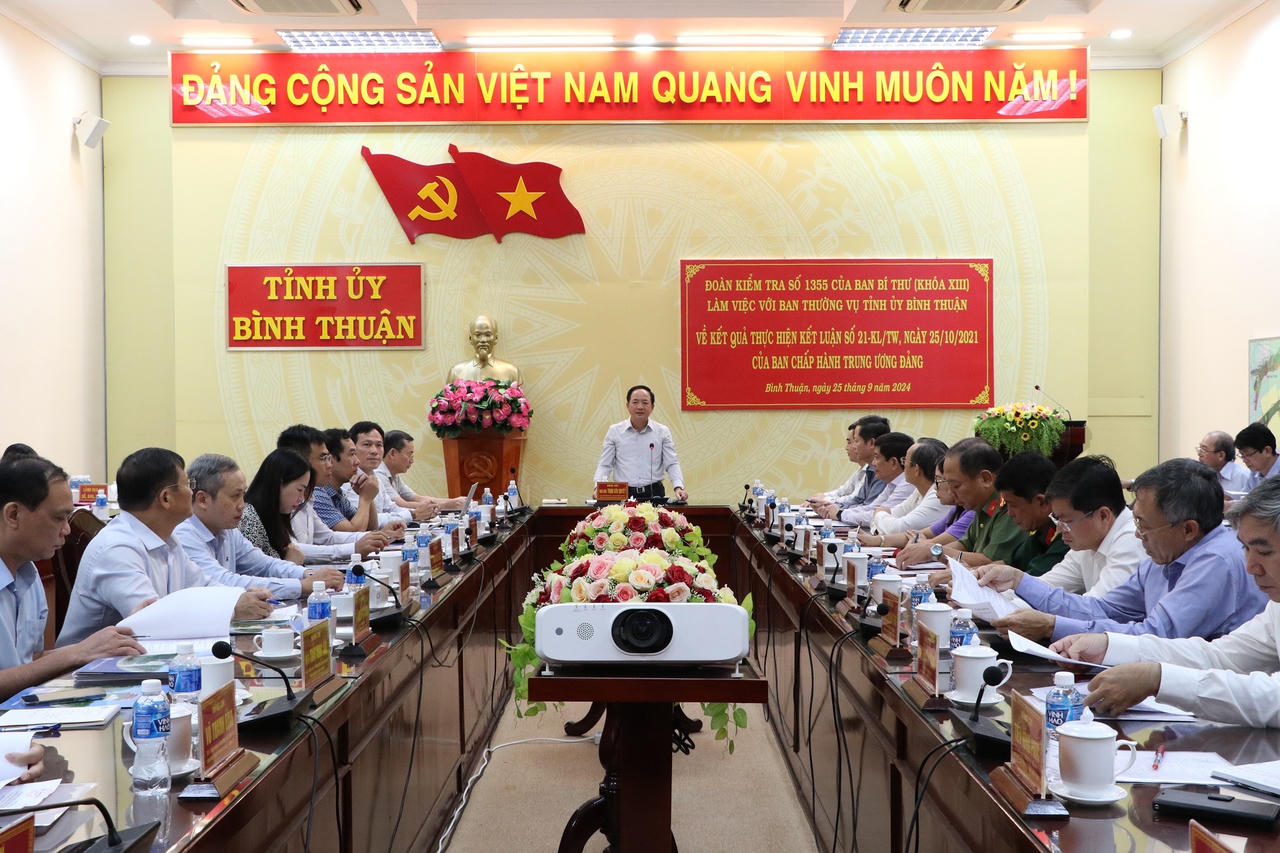 Đoàn kiểm tra của Ban Bí thư làm việc với Ban Thường vụ Tỉnh uỷ Bình Thuận