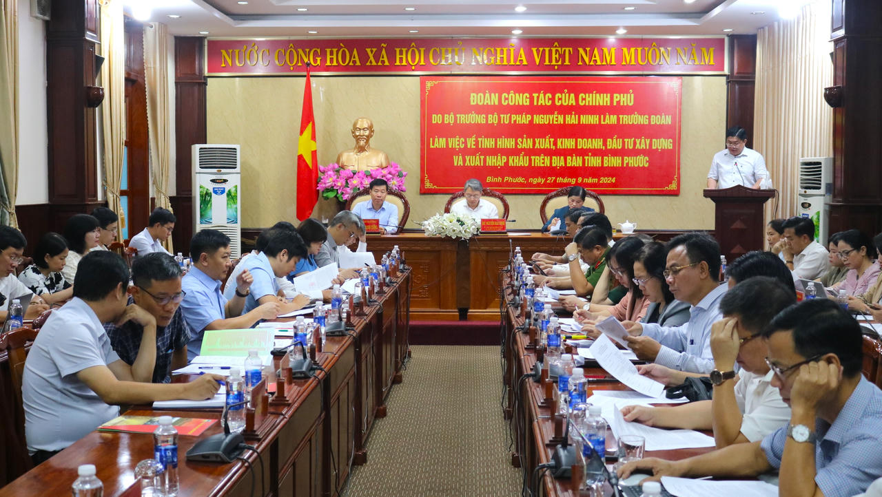 Bộ trưởng Nguyễn Hải Ninh: “Bình Phước cần làm tốt hơn nữa để cải thiện môi trường đầu tư”