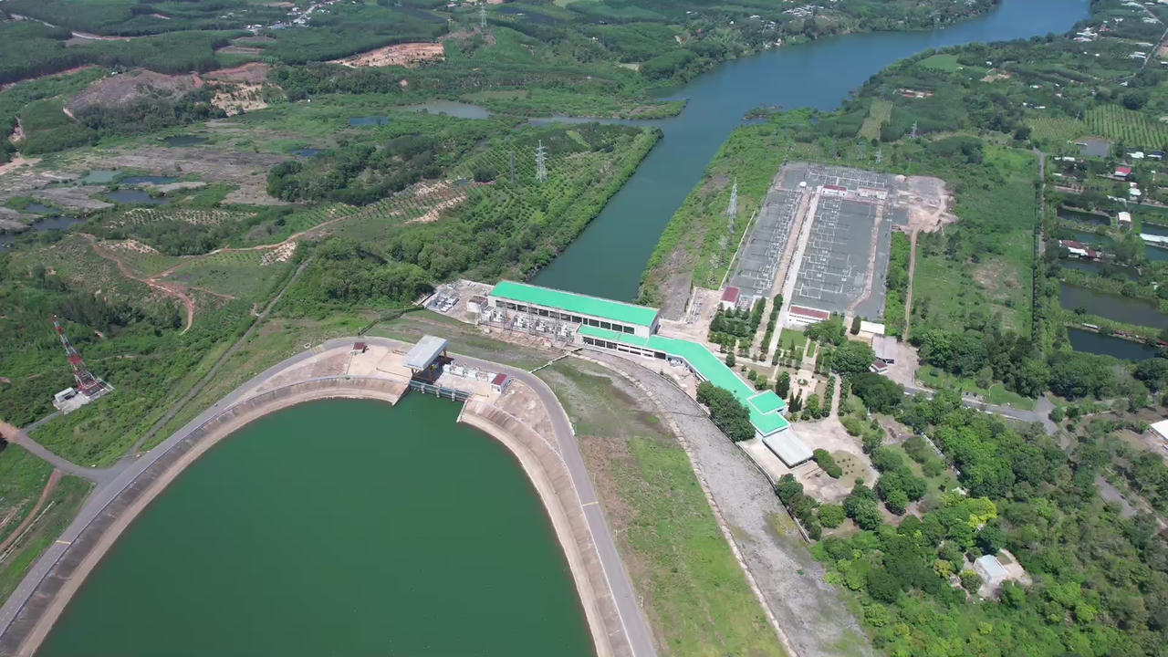 10h ngày 12/10, Thuỷ điện Trị An xả lũ 