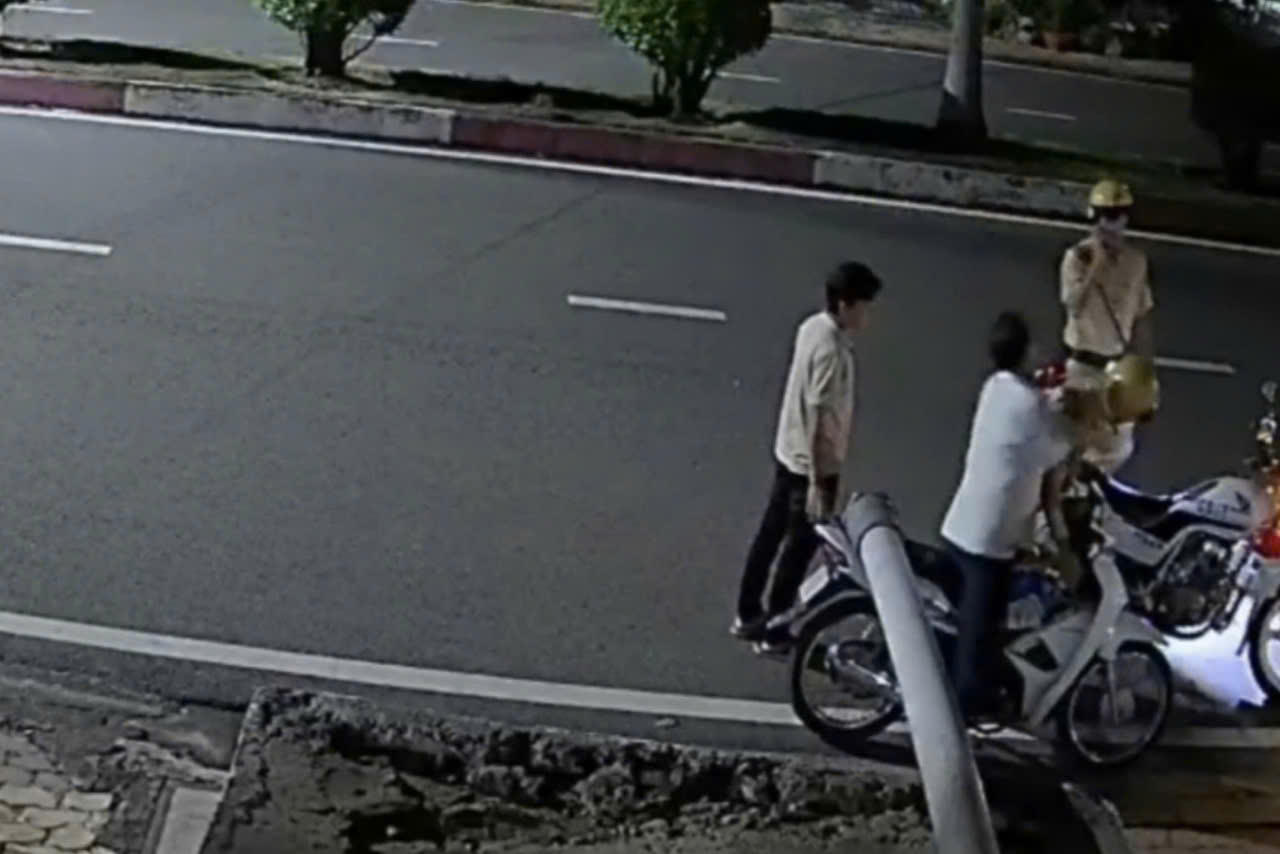 Bình Phước: Tạm giữ 1 người đàn ông tấn công CSGT