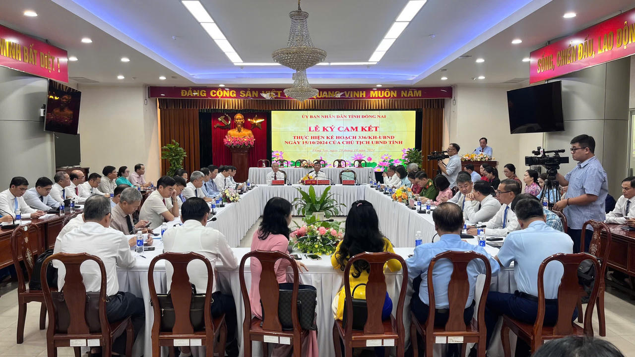 Cam kết nâng cao trách nhiệm của chính quyền trong phục vụ người dân và doanh nghiệp ở Đồng Nai