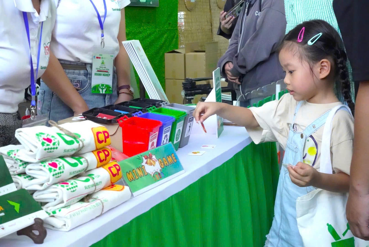 C.P. Việt Nam cùng thúc đẩy lối sống xanh trong Ngày Hội Việt Nam Xanh