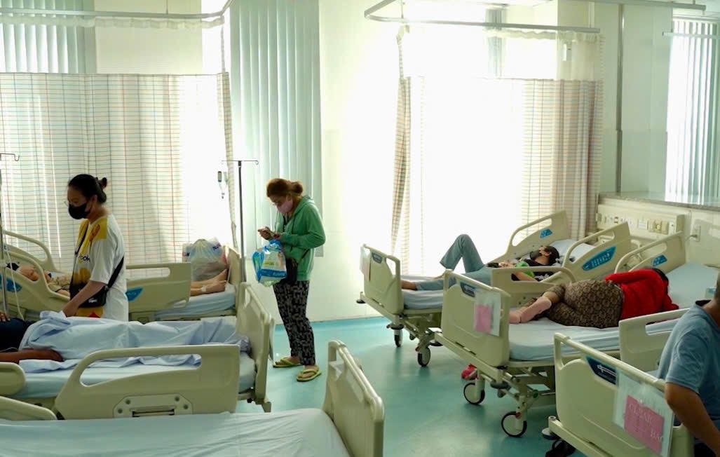 Vụ nghi ngộ độc thực phẩm tại TP Vũng Tàu: Đã có 295 người phải nhập viện