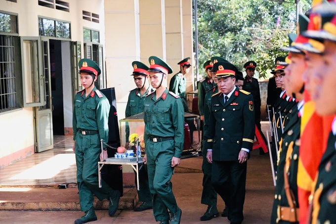 Đón 105 bộ hài cốt về an táng tại Nghĩa trang liệt sĩ tỉnh Bình Phước