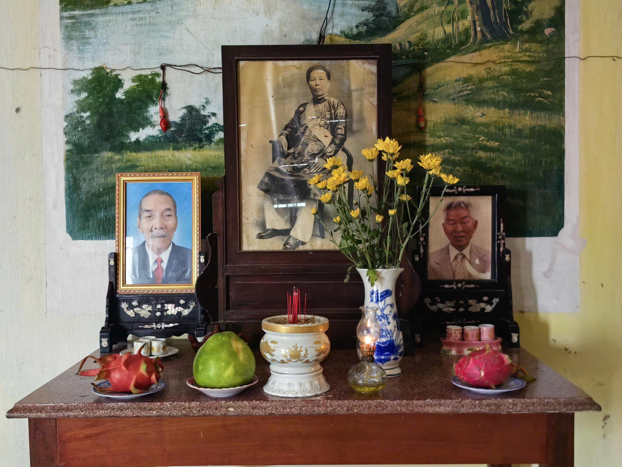 Nhà lầu ông Phủ hơn trăm năm bên dòng sông Đồng Nai