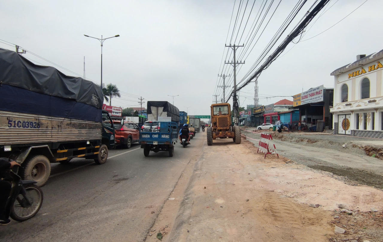 Bí thư Bình Dương chỉ đạo tháo “điểm nghẽn” các dự án giao thông kết nối vùng