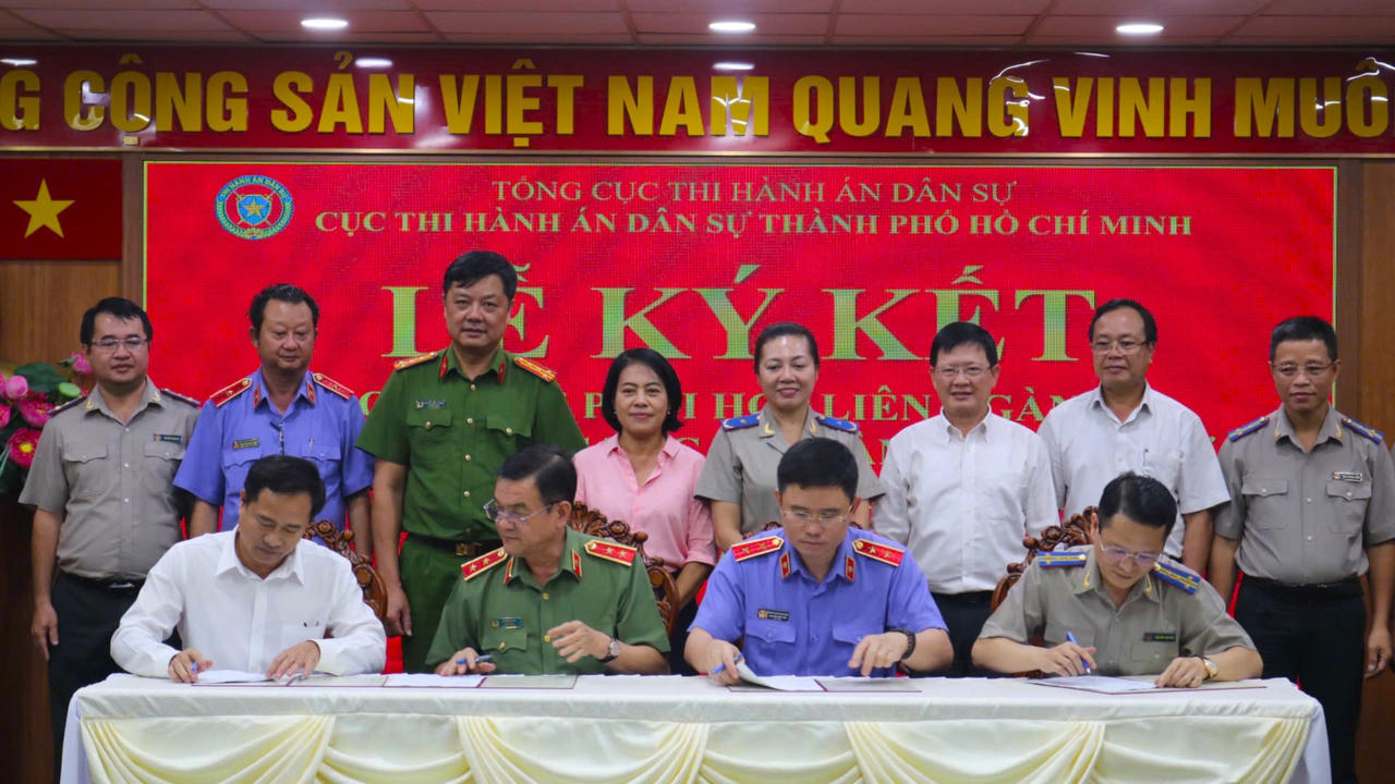 Thứ trưởng Mai Lương Khôi dự hội nghị triển khai công tác của Cục Thi hành án dân sự TP. Hồ Chí Minh 