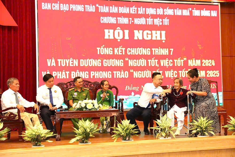 Tuyên dương 180 tấm gương người tốt việc tốt ở Đồng Nai