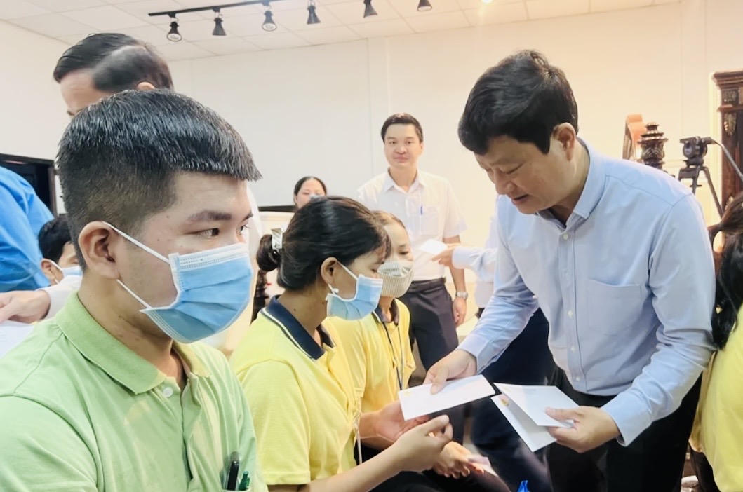 Thưởng Tết ở Bình Dương cao nhất 840 triệu đồng