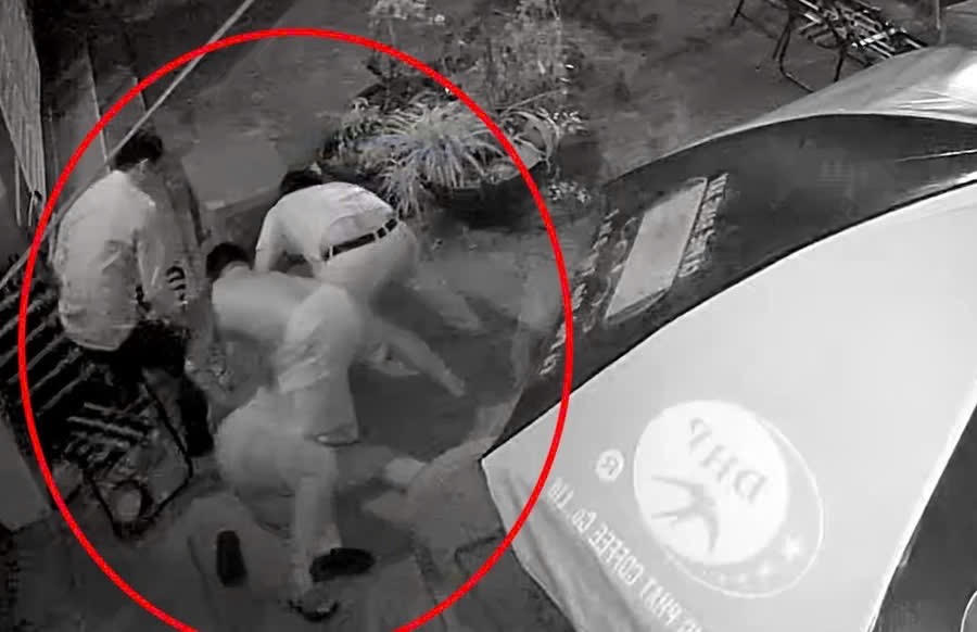 Truy tìm nghi phạm hành hung tài xế taxi vì xe... đi chậm