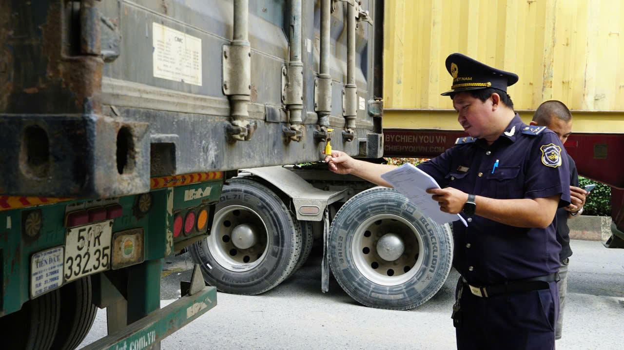 Gian nan cuộc chiến chống buôn lậu vùng biên giới Tây Ninh