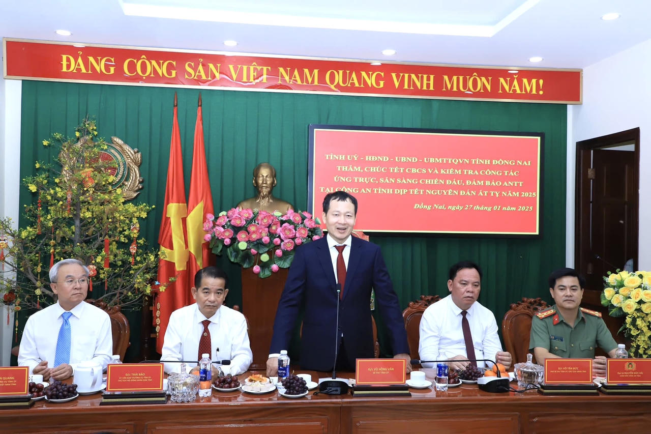 Bí thư Tỉnh ủy Đồng Nai chúc Tết lãnh đạo, cán bộ, chiến sĩ Công an tỉnh