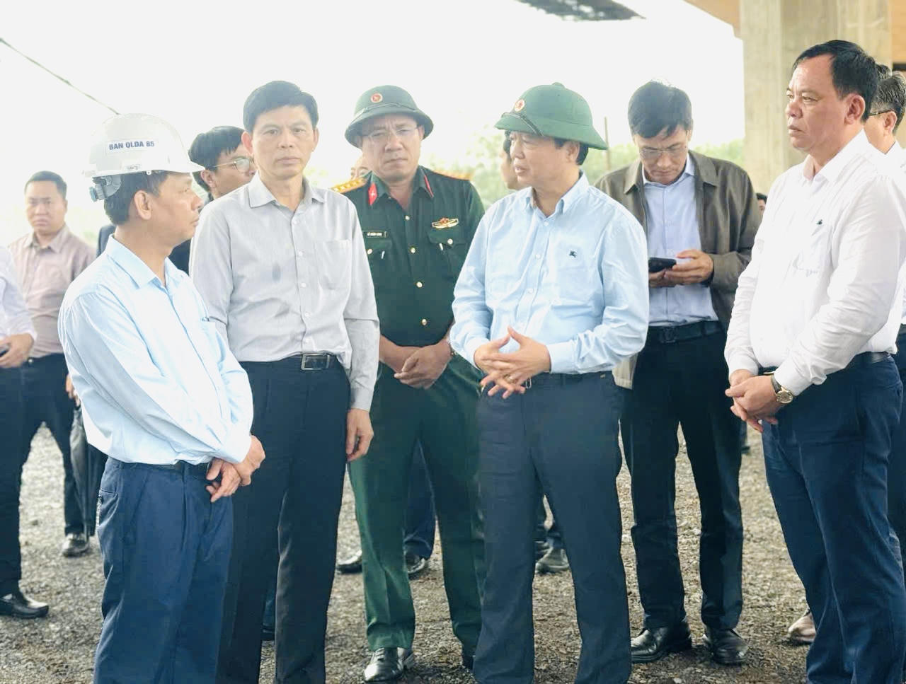 Tháo gỡ vướng mắc vật liệu, đẩy nhanh tiến độ cao tốc Biên Hòa - Vũng Tàu