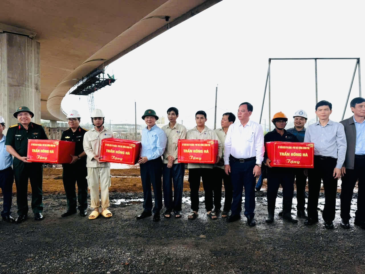 Tháo gỡ vướng mắc vật liệu, đẩy nhanh tiến độ cao tốc Biên Hòa - Vũng Tàu