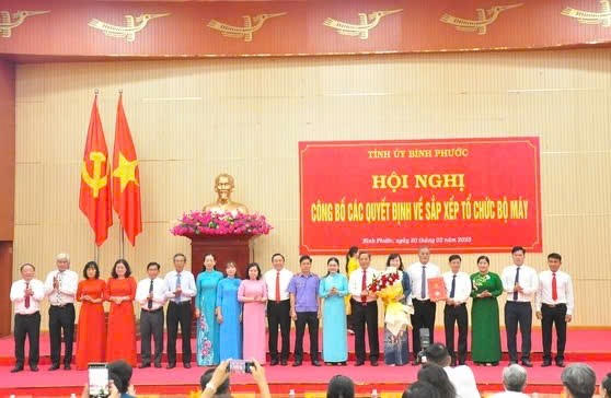 Bình Phước công bố lãnh đạo các sở sau sáp nhập, sắp xếp 