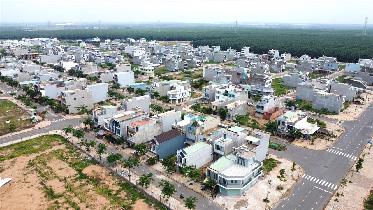 Bắt giữ 3 lãnh đạo xã, triệu tập loạt cán bộ liên quan đến vi phạm tại dự án Sân bay Long Thành