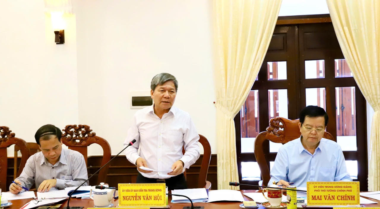 Đoàn Công tác của Bộ Chính trị công bố quyết định kiểm tra đối với Ban Thường vụ Tỉnh ủy Ninh Thuận