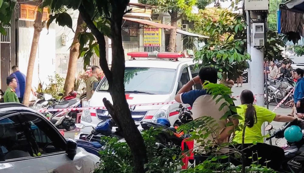 Điều tra vụ nam thanh niên tử vong trước cửa phòng trọ tại Bình Dương