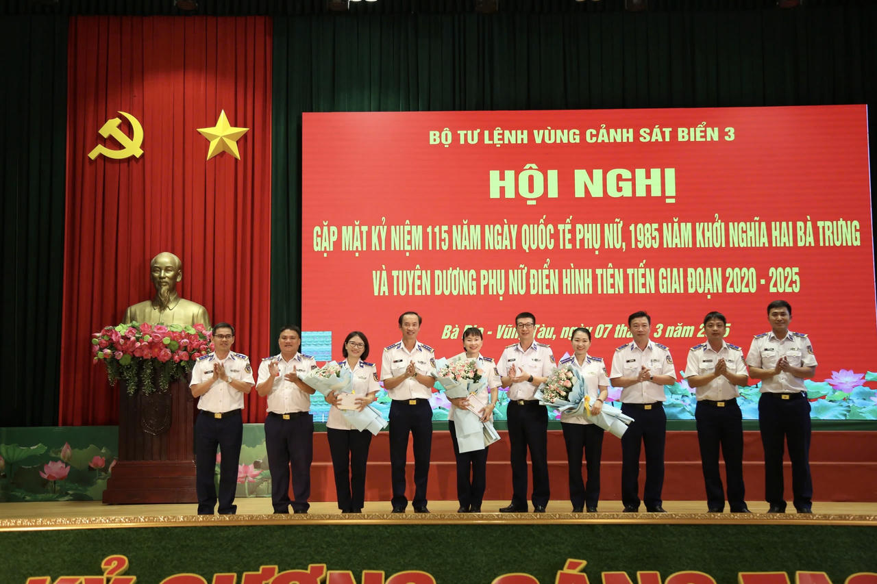 Phụ nữ Bộ Tư lệnh Vùng Cảnh sát biển 3: Xây dựng gia đình hạnh phúc, đơn vị vững mạnh
