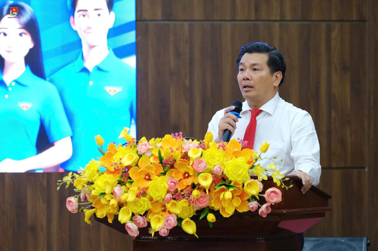 Tuyên dương 95 Đảng viên trẻ tiêu biểu ở Bình Dương