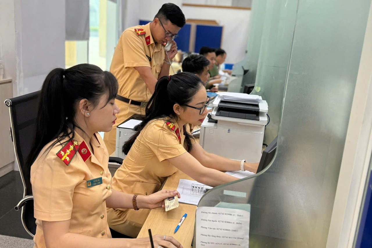 Các điểm tiếp nhận hồ sơ đổi, cấp lại GPLX tại Bình Dương