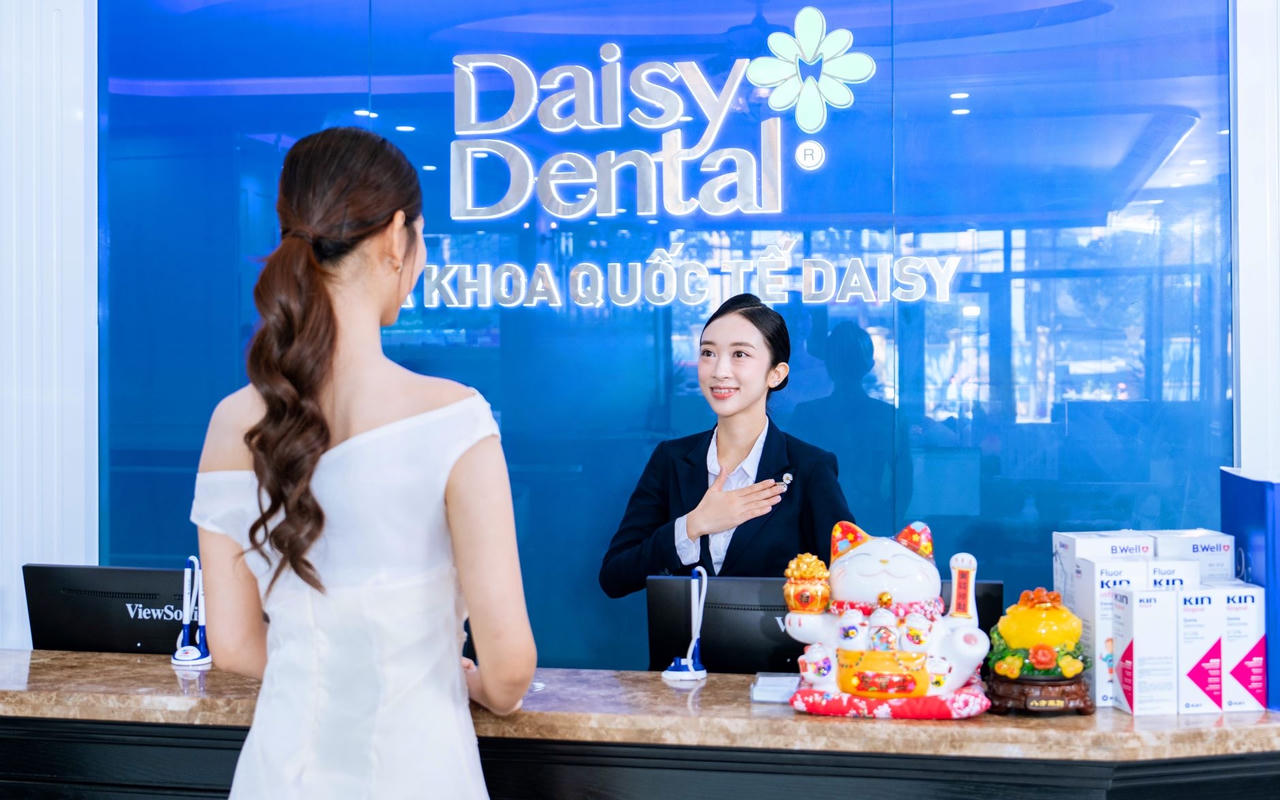 Nha khoa Quốc tế DAISY kỷ niệm 5 năm thành lập - 5 triệu quà tặng tri ân khách hàng