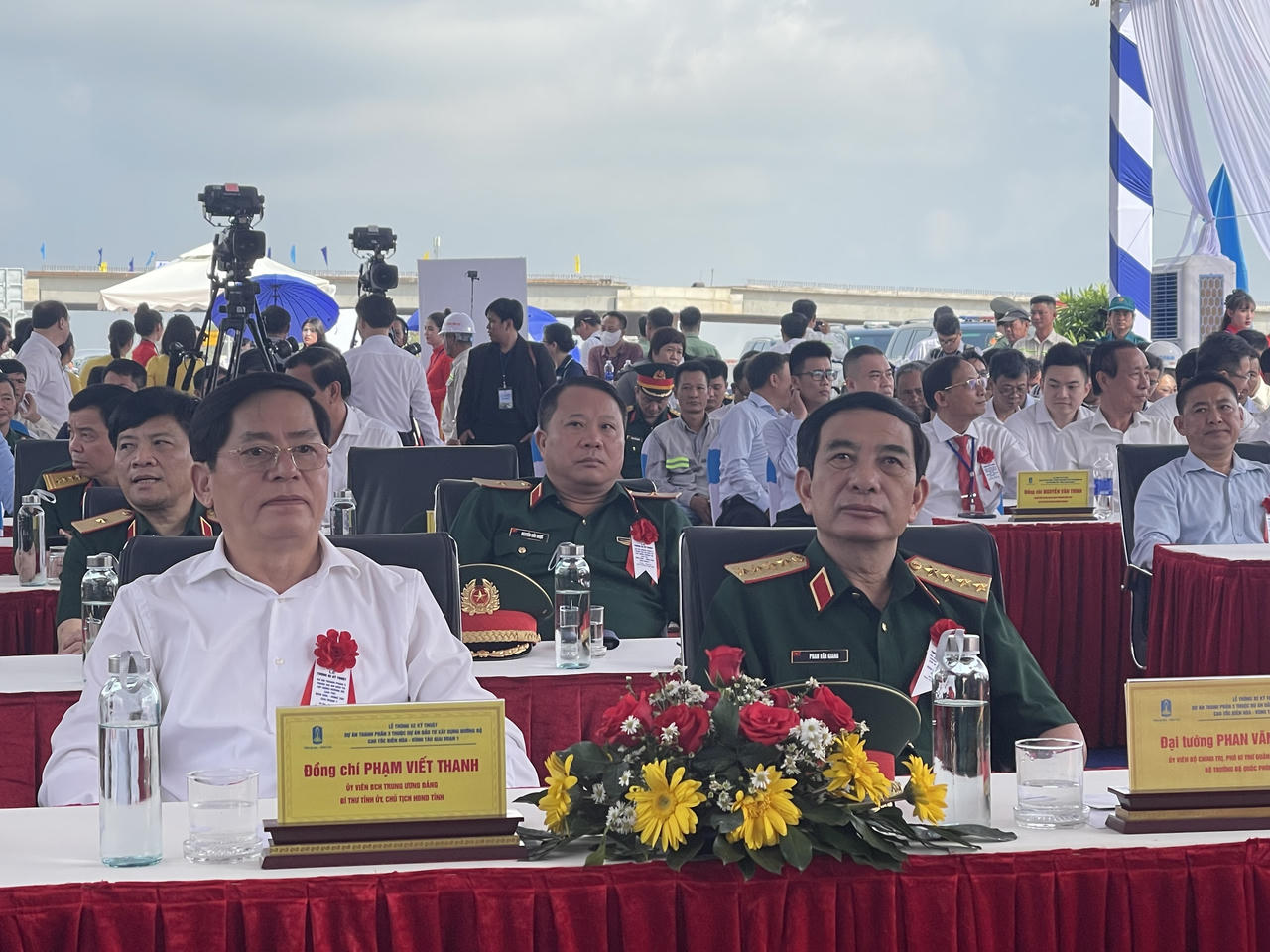 Thông xe kỹ thuật gần 20km cao tốc Biên Hoà - Vũng Tàu