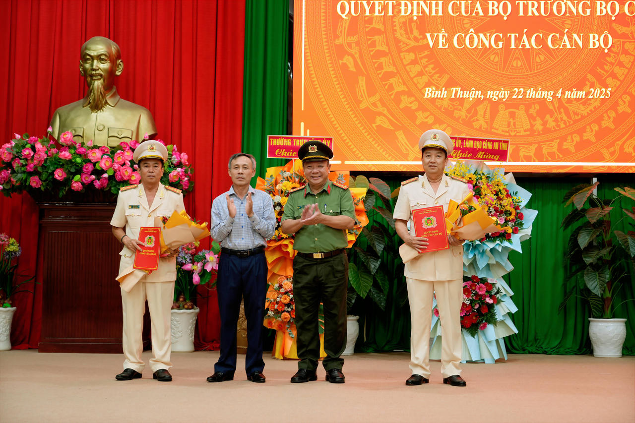 Công an Bình Thuận tái bổ nhiệm 2 phó giám đốc