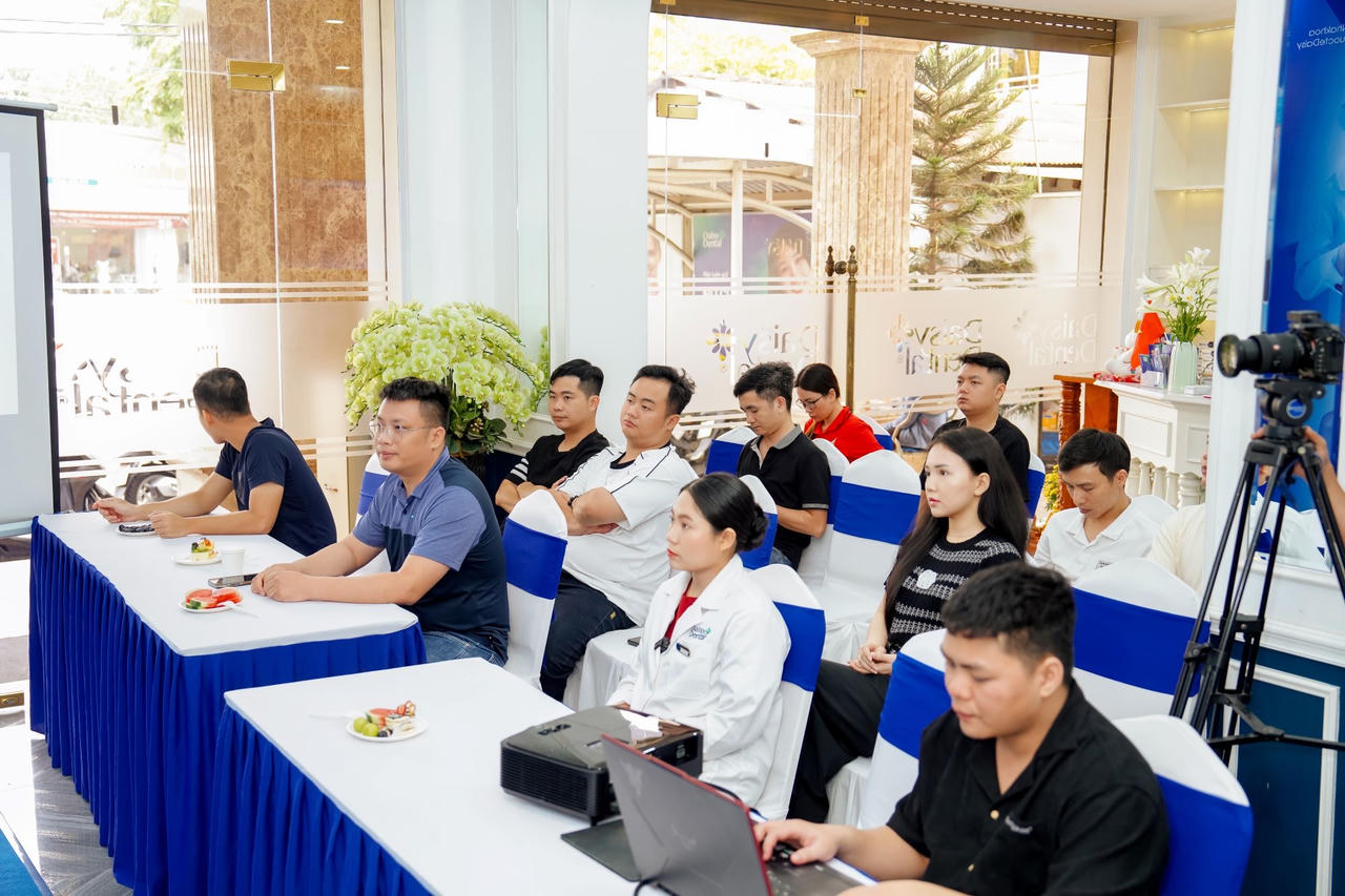 Nha khoa Quốc tế DAISY tổ chức Hội thảo khách hàng thân thiết mừng 5 năm phát triển