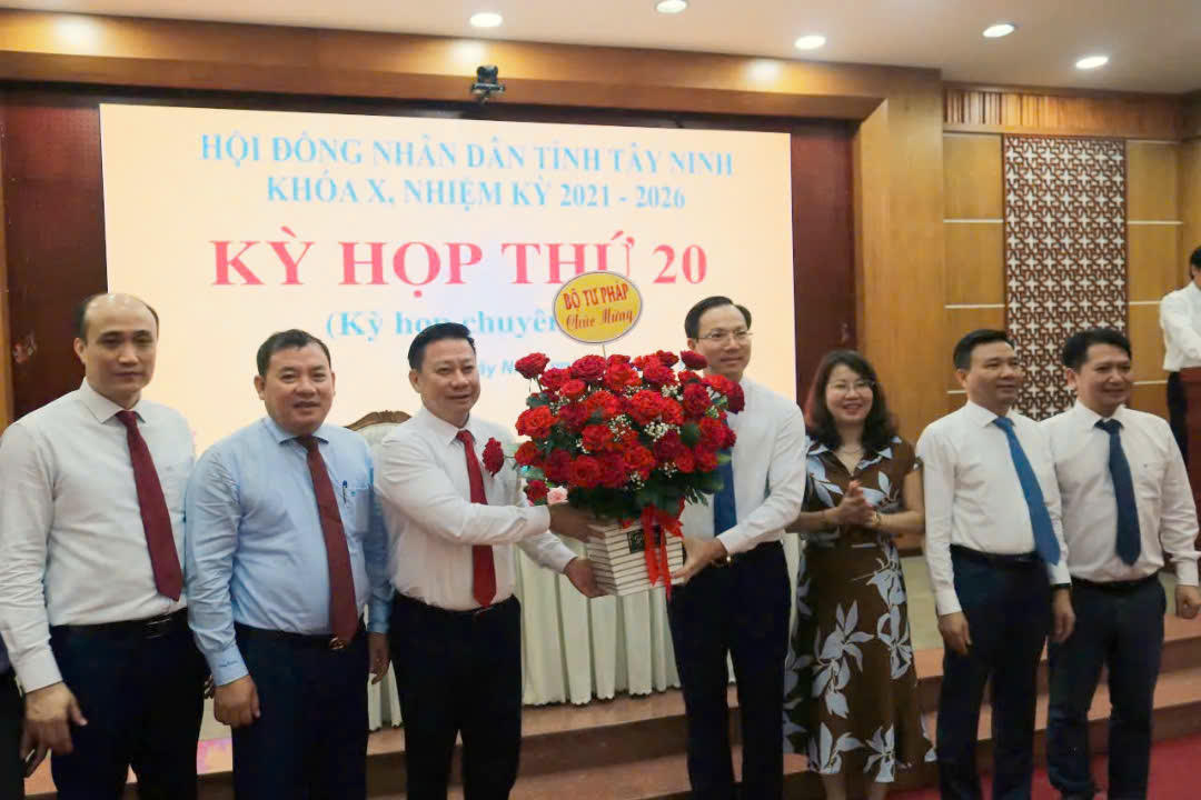 Ông Đoàn Trung Kiên được bầu giữ chức Phó Chủ tịch UBND tỉnh Tây Ninh