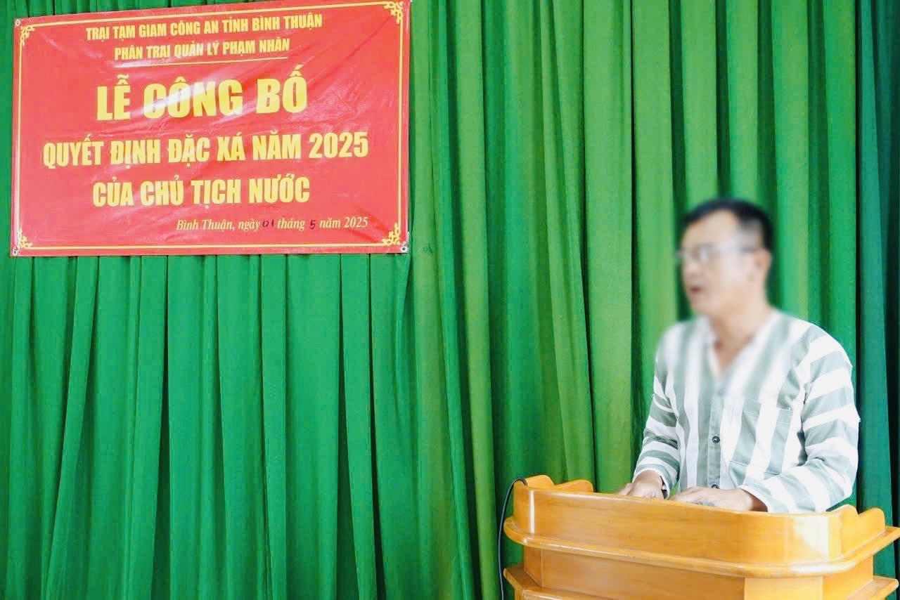 Đặc xá hàng trăm phạm nhân tại Đông Nam Bộ nhân dịp 30/4