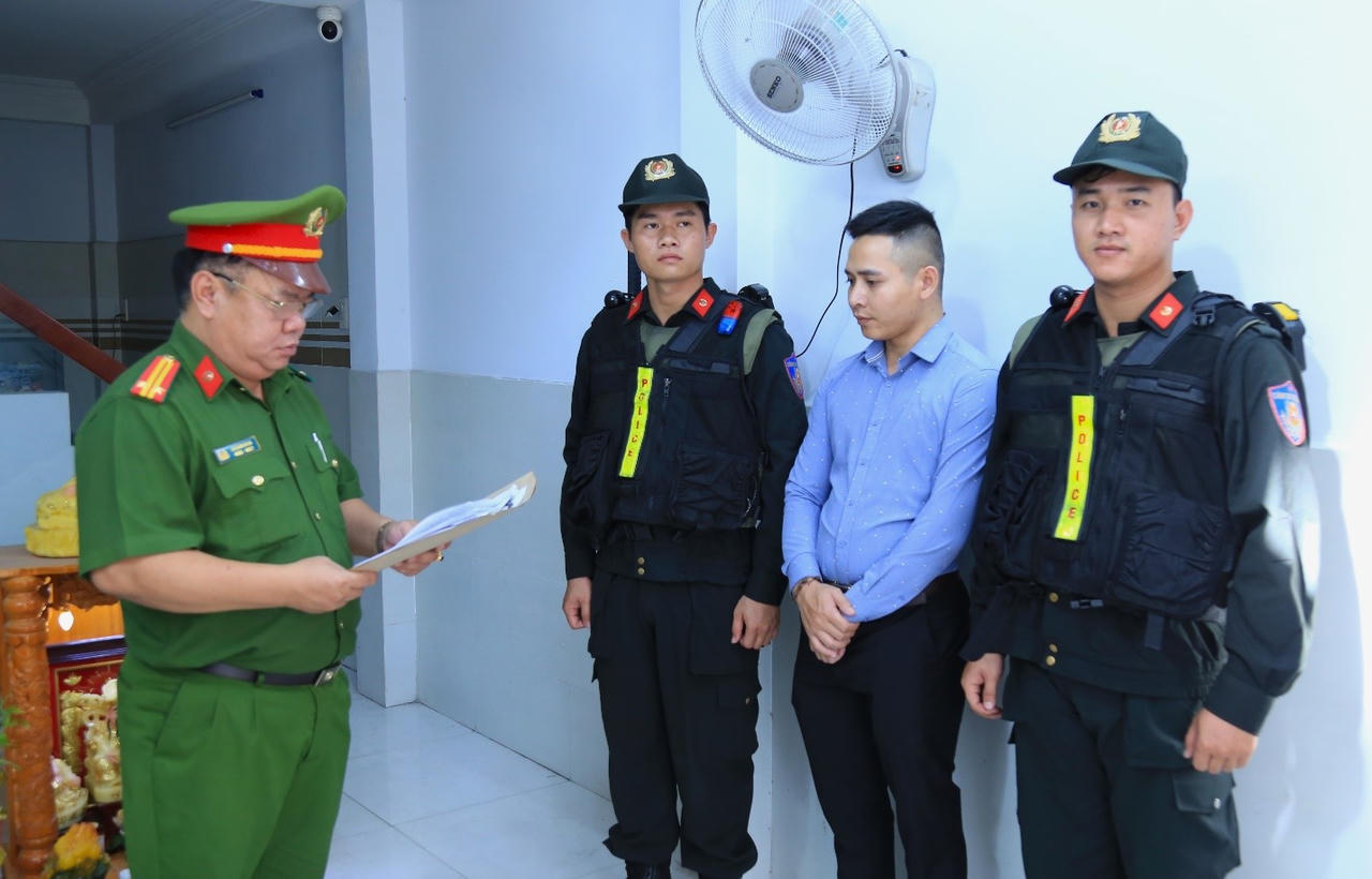 Sự thật sau những bao phân nhập khẩu từ Bỉ