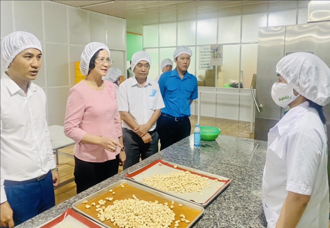 Bài 2: Đông Nam Bộ - vùng đất đổi mới của nông nghiệp công nghệ cao