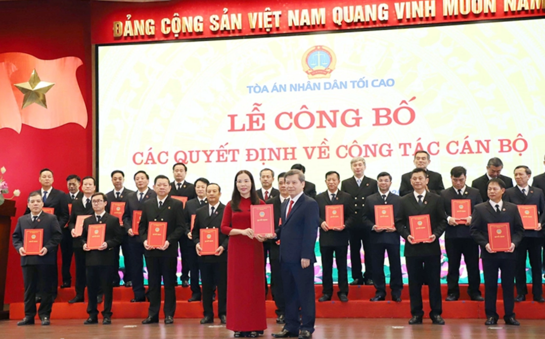 Trao quyết định Chánh án TAND TPHCM, Tây Ninh, Đồng Nai sau sáp nhập