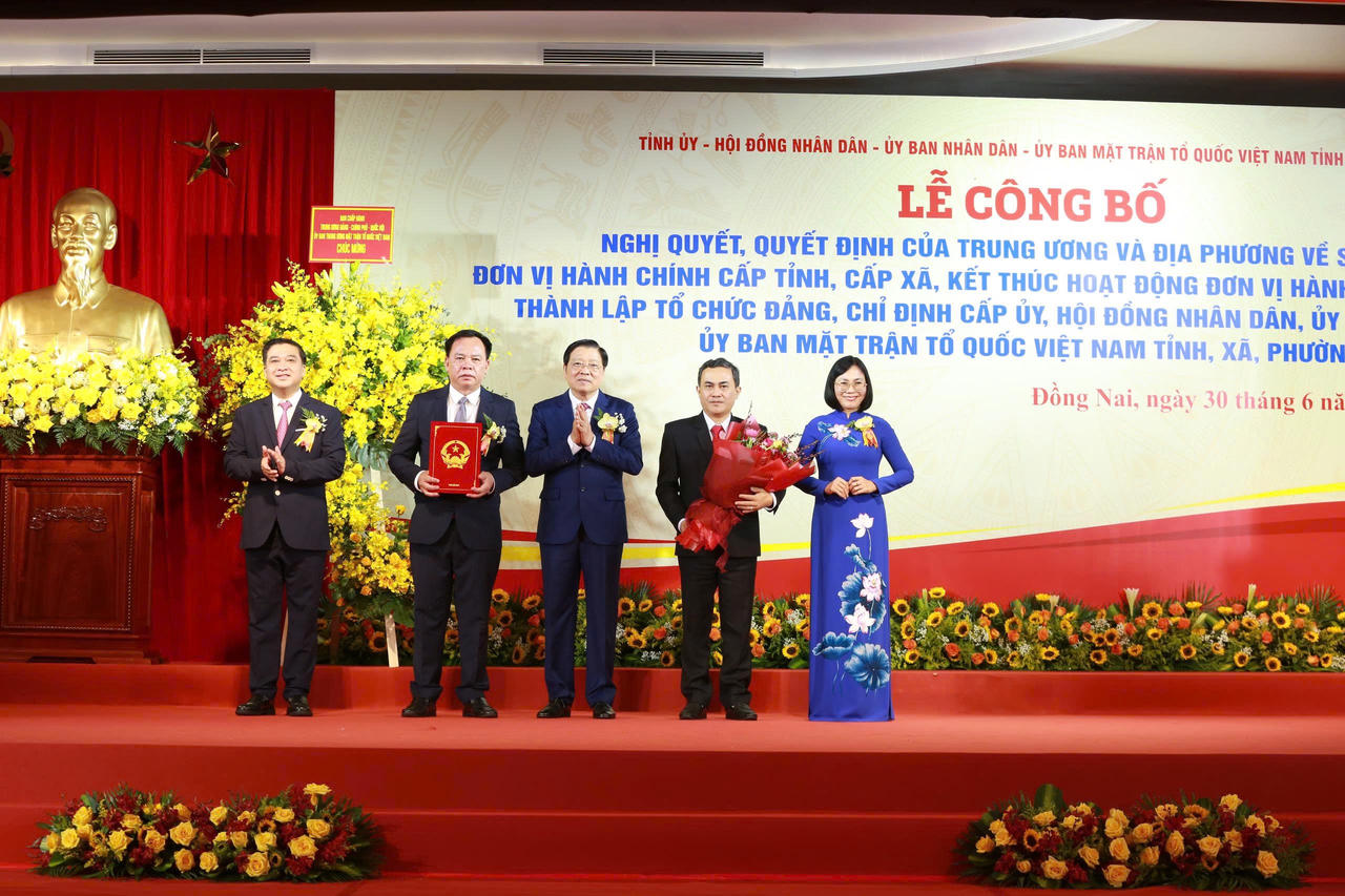 Ông Vũ Hồng Văn giữ chức Bí thư Tỉnh ủy Đồng Nai mới