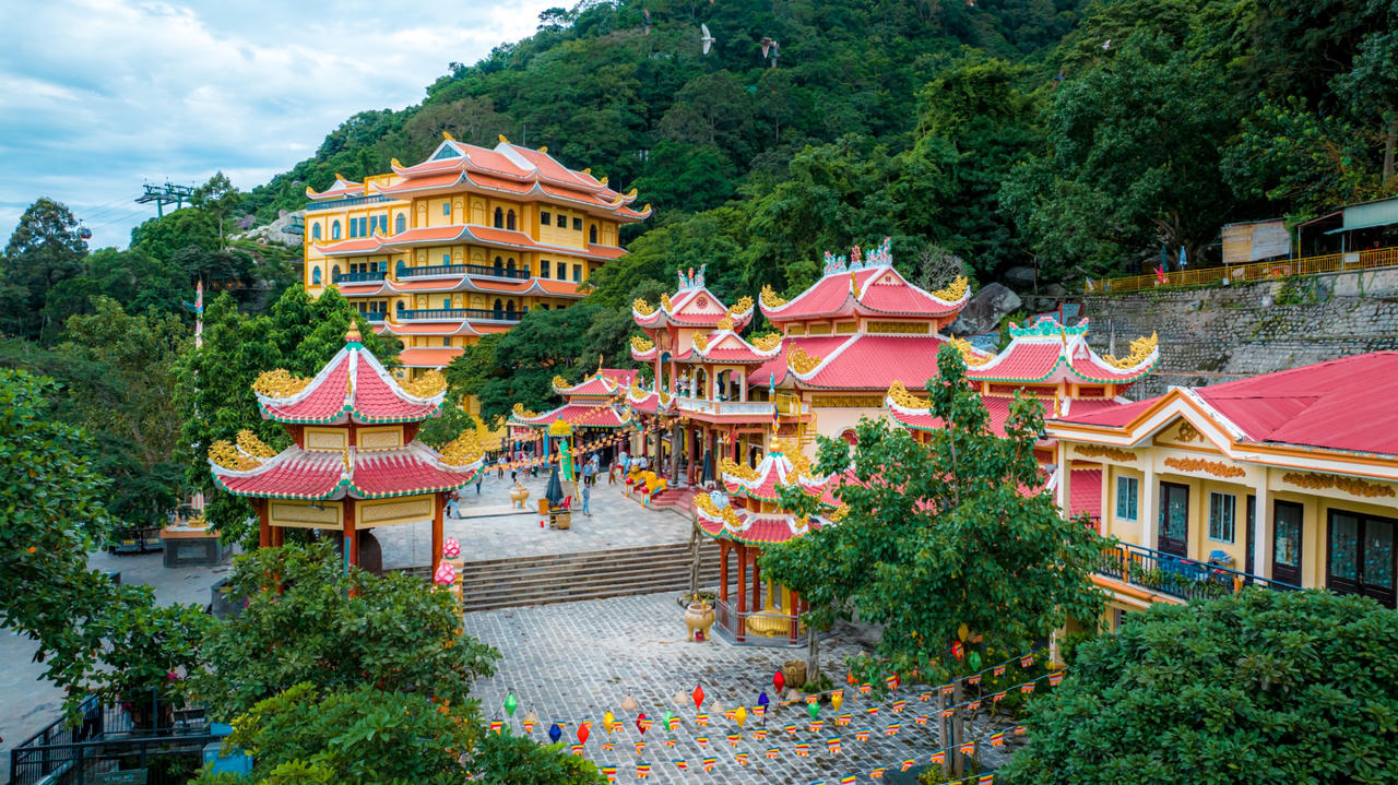 Người Tây Ninh được giảm giá vé vãn cảnh núi Bà Đen